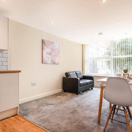 Bright 1 Bedroom Budget Flat In Central Pontefract Exterior foto